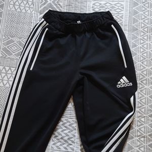 Soccer / Athletic Pants - Youth  Sz L